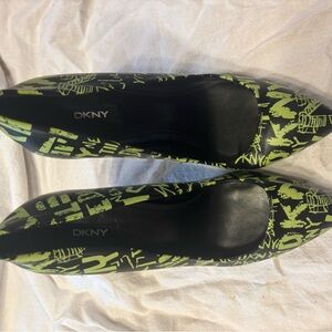 DKNY Black and Green Graphic Heels